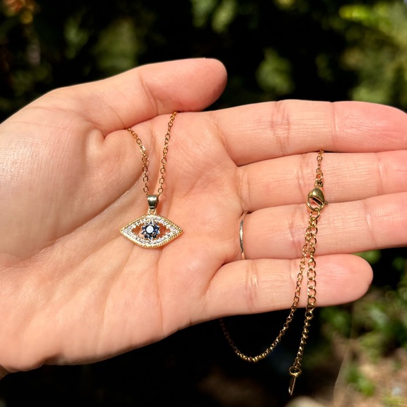 18K Gold Plated Diamond Evil Eye Necklace - Picture 4 of 9